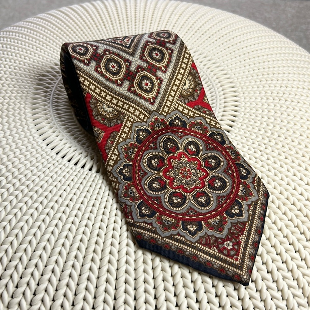 Vintage Neiman-Marcus Silk Tie